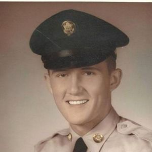 Meet your Posher, Corissa